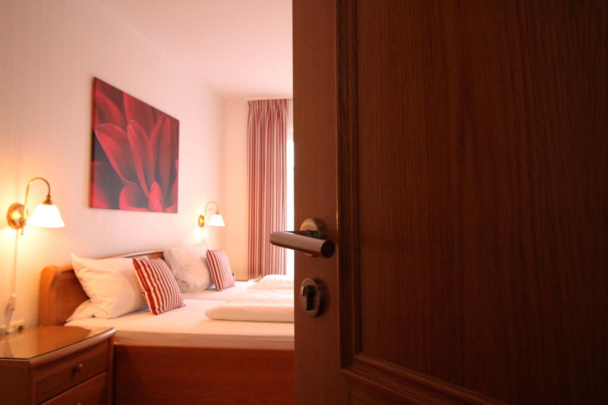 Hotel Waldgasthof Schoening Friesoythe Cameră foto